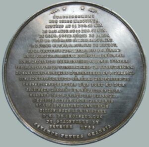 reverso de la medalla francesa depositada en el interior del obelisco fundacional de Fuerte Saint Louis